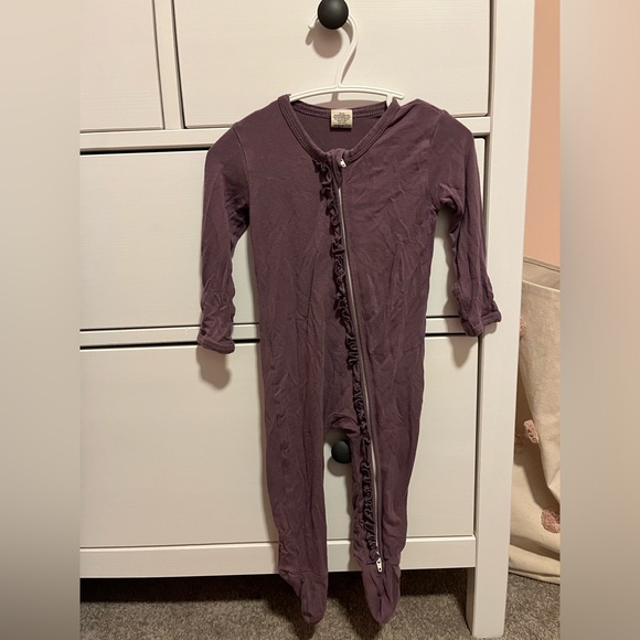 Larkspur Baby Ruffle Footie - Picture 1 of 4